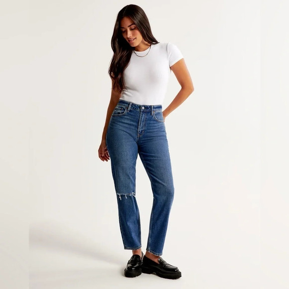 Abercrombie Curve Love High Rise Mom Jean, Size 31/12 Reg, NWT - Picture 1 of 16
